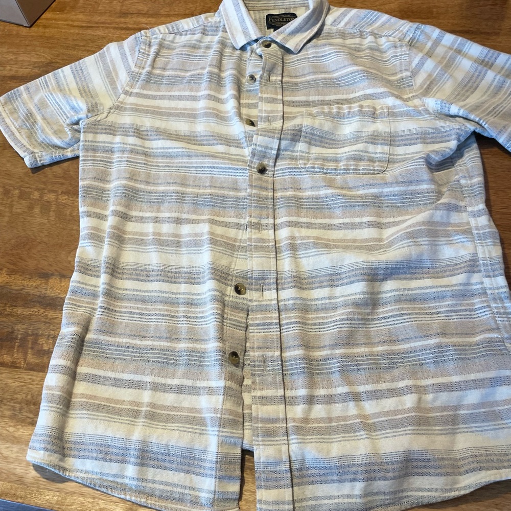 Pendleton Short Sleeve Button Up M - image 2